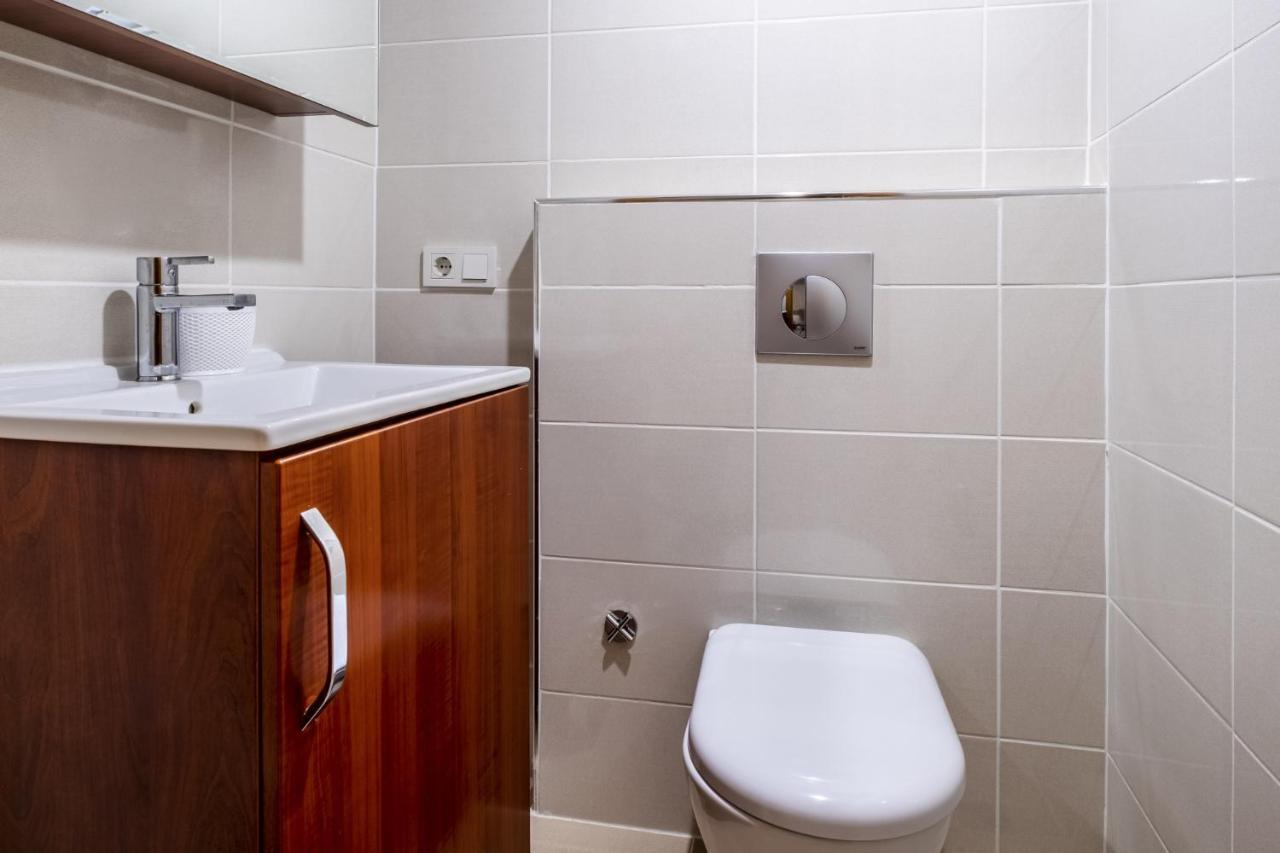 Flat With Sea View Near Uskudar Ferry Station Apartment Истанбул Екстериор снимка