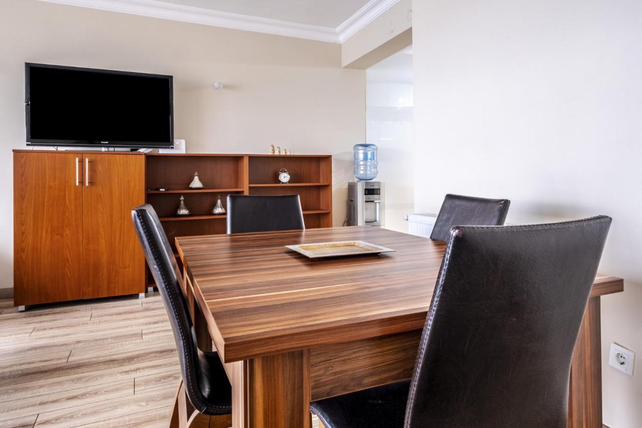 Flat With Sea View Near Uskudar Ferry Station Apartment Истанбул Екстериор снимка